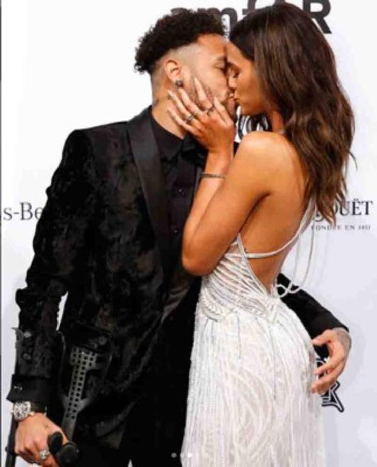 La modelo de 22 años ha juntado más de un millón de 'Me gusta' y ha superado los 20.000 comentarios al mostrar dichas fotos.