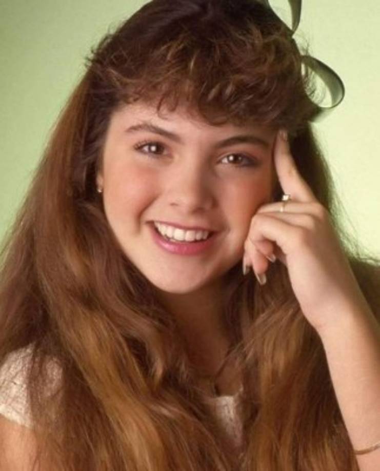 Y es que no era para menos, Lucero siempre ha sido hermosa y carismática, por lo que en cada etapa de su vida ha habido alguien especial.