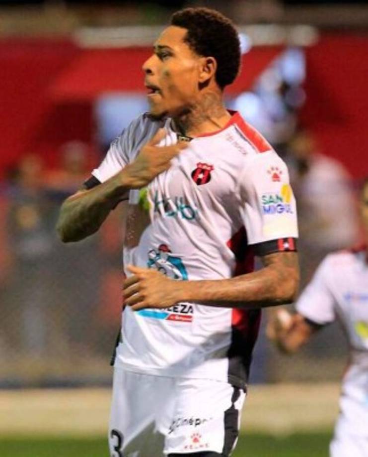 Henry Figueroa: Tras su polémica salida del Alajuelense de Costa Rica, el defensor hondureño suena para llegar al Municipal de Guatemala.