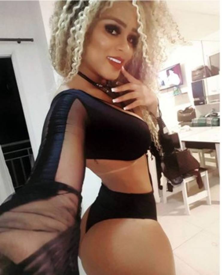 La joven modelo mostró los supuestos mensajes de WhatsApp que se envió con el astro del Real Madrid en su reciente viaje a Portugal a principios de mes.