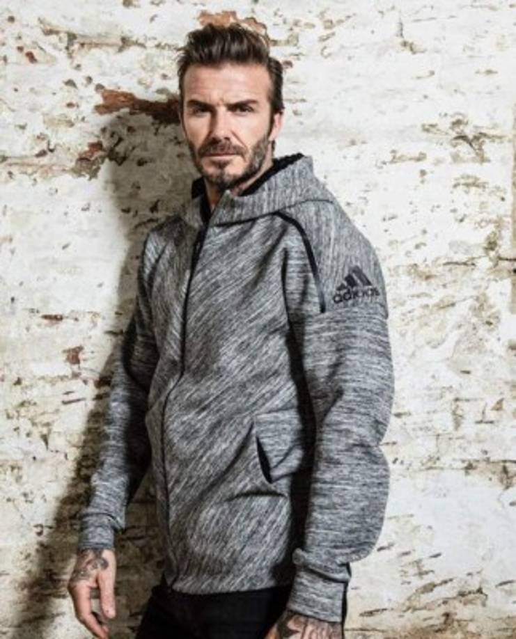 Beckham ha confesado que sufre una manía enfermiza por acumular prendas y calzado, y por ordenarlas metódicamente.