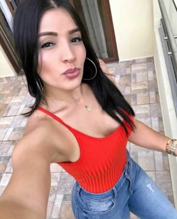 Virginia Varela siempre luce muy sexy en sus redes sociales.