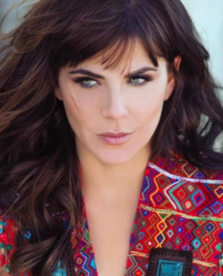 En el 2017, la actriz colombiana luce más guapo y sensual que nunca. Las fotos que publica en su cuenta de Instagram lo demuestran.