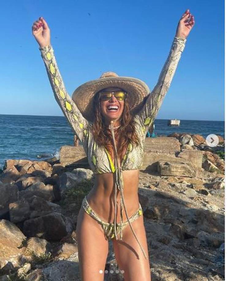 María Duque nació el 2 de marzo de 1970 en Caracas, venezuela.