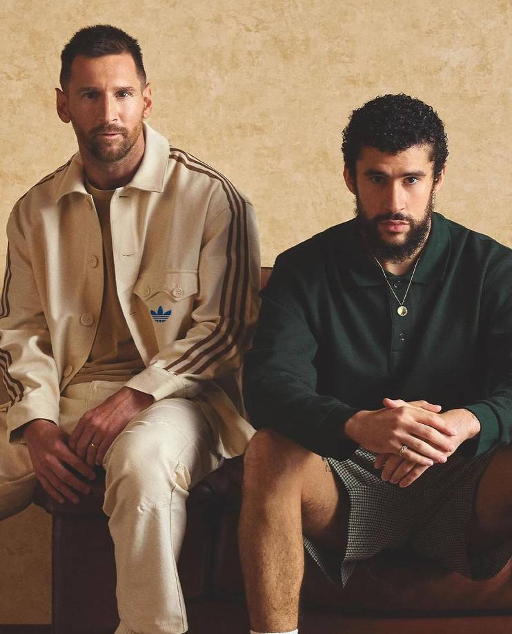 “Siempre he sido fan de Messi, por lo que colaborar con él es un sueño hecho realidad. Obviamente, admiro su talento y excelencia en el juego, pero también lo he visto como un ejemplo de cómo mantener la humildad, dejar que tu trabajo hable por sí solo y mantenerte concentrado. “Su dedicación y esfuerzo son lo que realmente lo distingue del resto, y eso es algo que he tratado de emular”, dijo Bad Bunny a ESPN.
