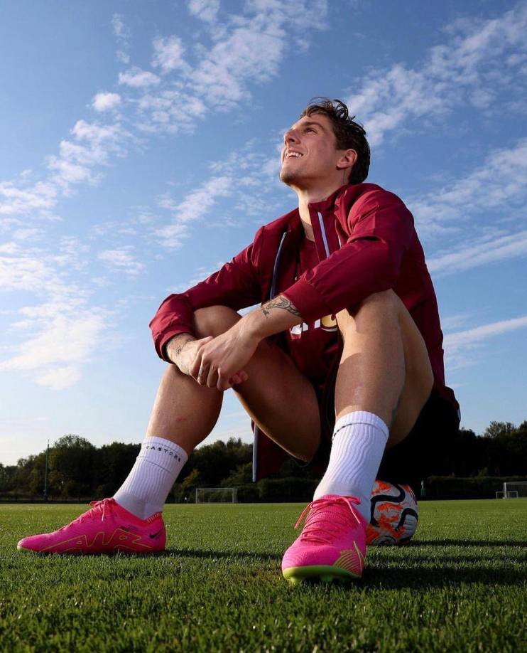 Zaniolo, por su parte, está cedido en el Aston Villa por parte del Galatasaray.