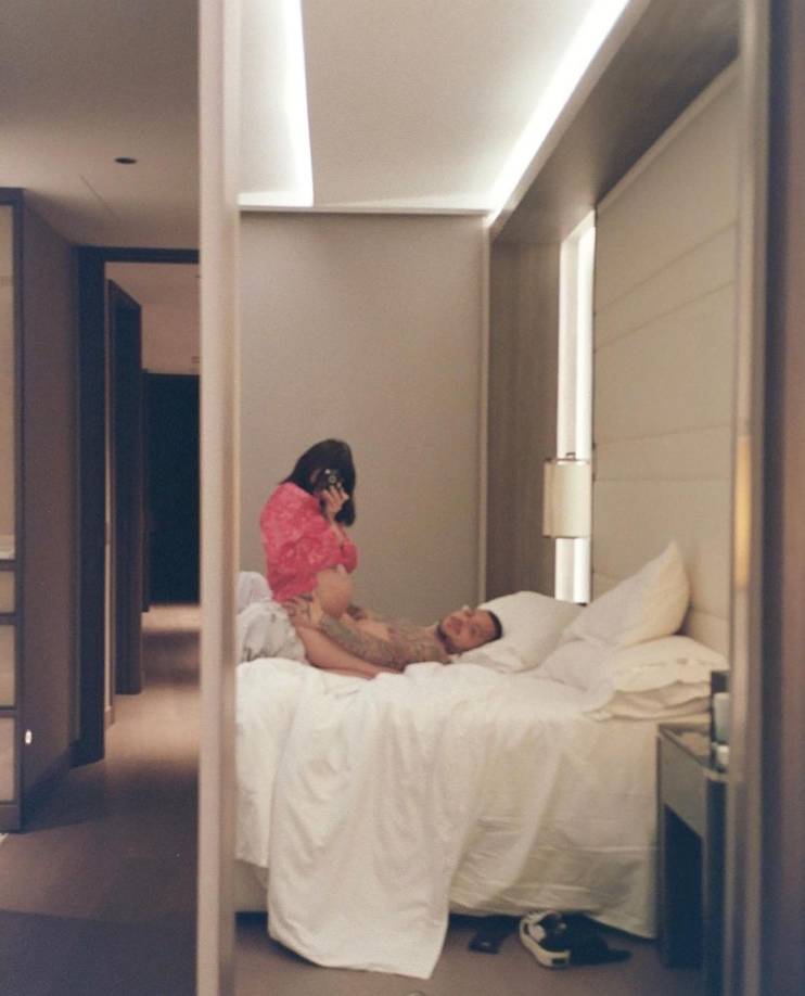 A la espera del nuevo miembro a la familia Nodal Y Cazzu, Procuran dedicarse tiempo y así no sacrificar la carrera del otro.