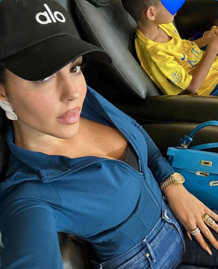 Goergina Rodríguez asistió al estadio Al-Awwal Park para ver el partido de Cristiano Ronaldo con el Al Nassr vs Al Hilal.