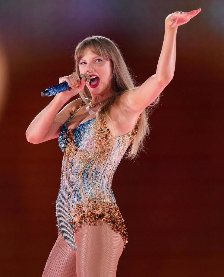  Estos son el de Mejor Compositora Hot 100, Mejor Artista de Canciones de Radio, Mejor Artista Global Billboard 200 y Mejor Artista Global Billboard (Excl. US).