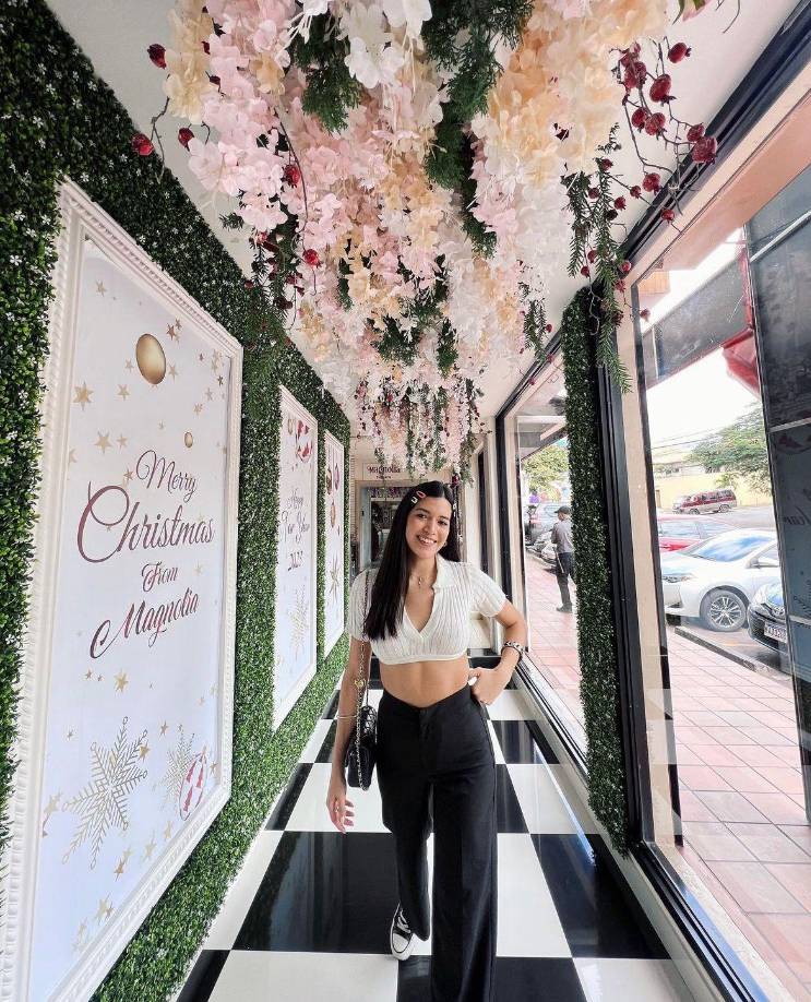 Los videos que publica junto a su padre superan las 200,000 mil reproducciones en TikTok. 