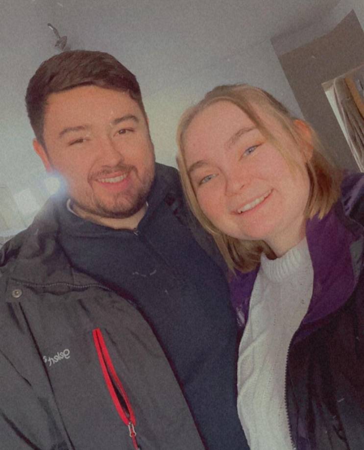 Sus seguidores de la redes sociales, han aprovechado la ocasión para felicitarle en su nueva etapa como madre y esposa.