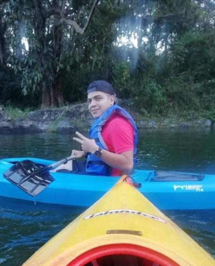 De momento se desconoce la identidad y el paradero de los autores del crimen, al igual que la forma en la que habrían contactado a Jason para robarle su vehículo, pero de forma preliminar se maneja que pudo haber sido mediante redes sociales.