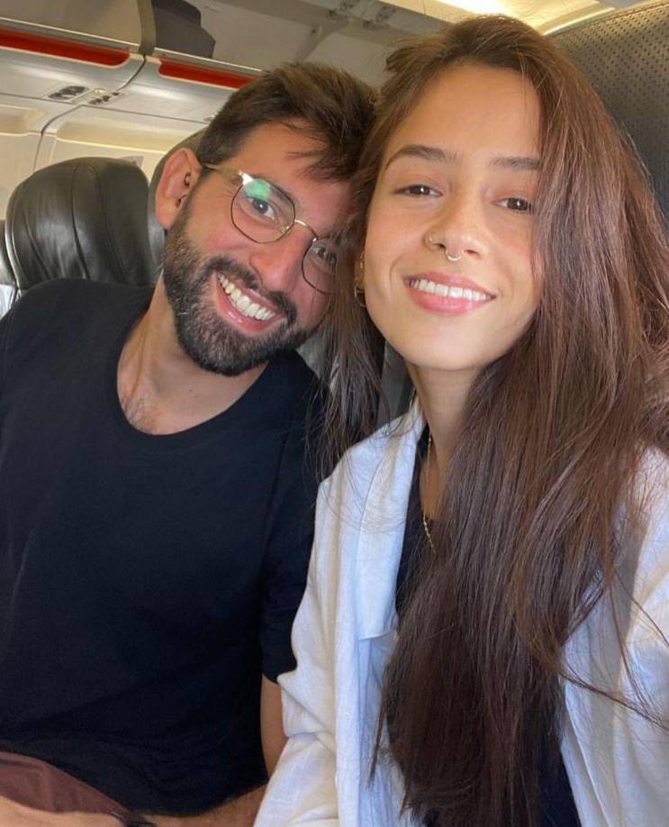  Hamás afirmó que los seis rehenes “fueron asesinados únicamente por bombardeos sionistas”, responsabilizando a Israel y a su principal socio y proveedor de armas, Estados Unidos. Los resultados de las autopsias, filtrados en la prensa local, sugieren que habrían recibido un disparo en la cabeza, y que gozaban de buena condición física, sin signos de tortura, inanición o los destrozos que hubieran causado en ellos bombardeos israelíes.