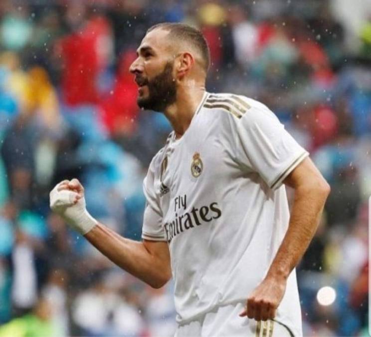 Karim Benzema: El francés será el centro-delantero del Real Madrid ante PSG.