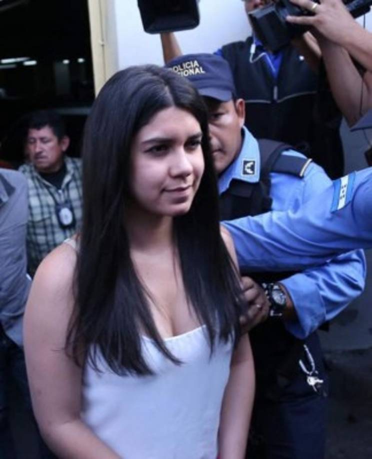 Según el vaciado telefónico de Carlos Collier López fue la última persona que lo llamó. Y al parecer llamó seis veces al teléfono de Collier.