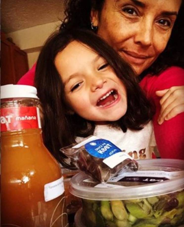 Por medio de su cuenta de Instagram, Mayra comparte con sus seguidores imágenes de la pequeña Luciana.