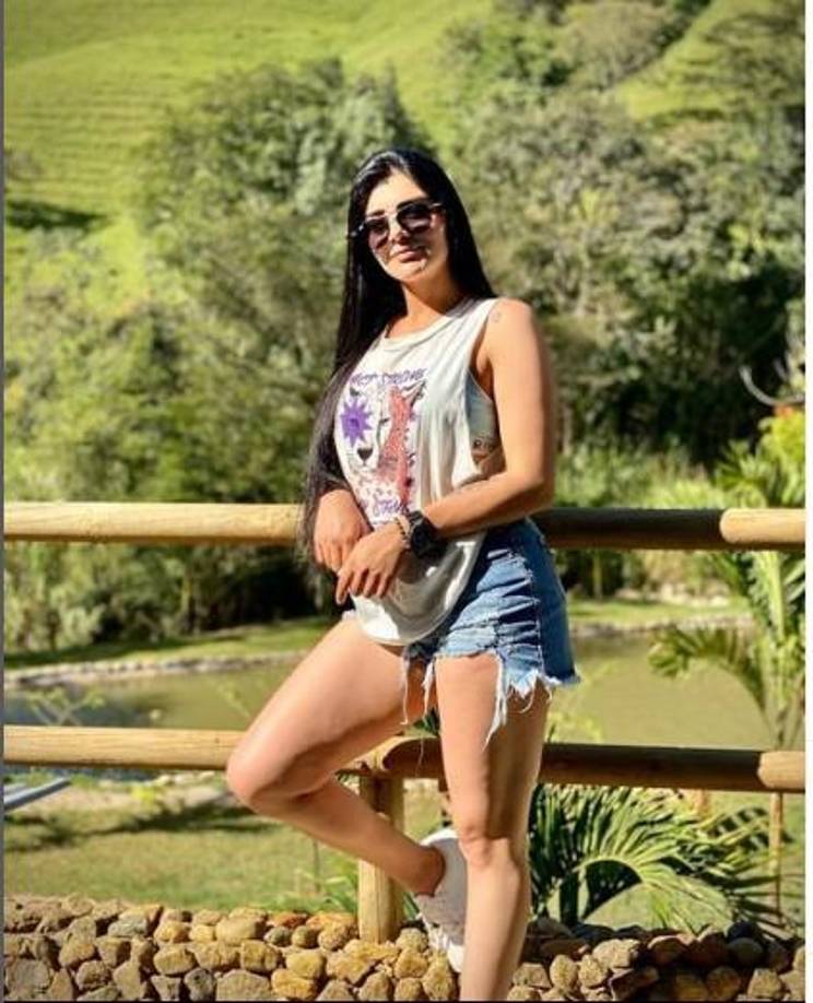 “Si tú sabes lo que vales, ve y consigue lo que mereces”, es una de las frases que adorna sus fotos en Instagram.