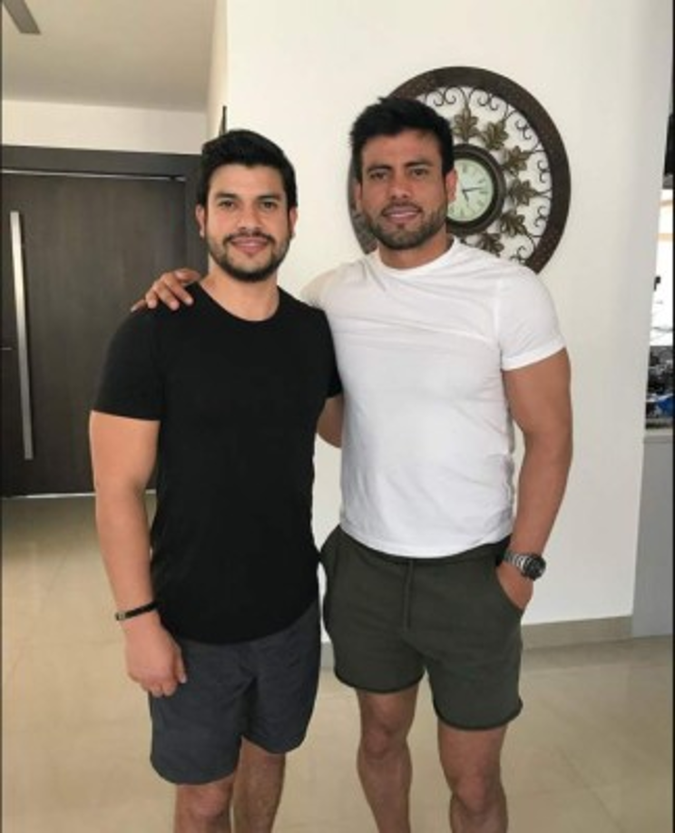 Luego de los desgarradores mensajes de su novia, la conductora Alejandra Jaramillo, ahora es su hermano Pablo Ruales quien ha expresado el dolor que siente tras la pérdida de Efraín.