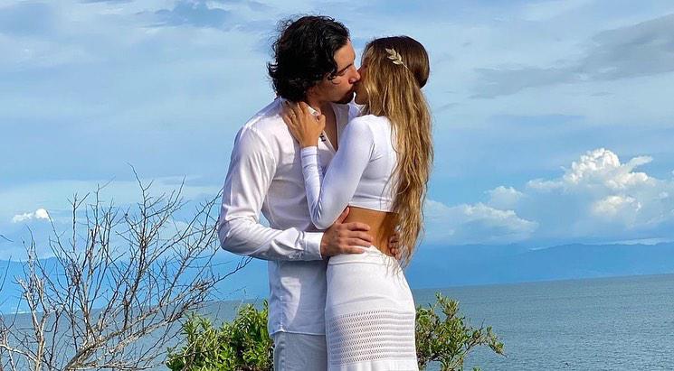 ¡Que vivan los novios! Se casa Alex Fernández, hijo de “El Potrillo”