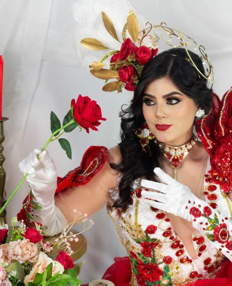 El hermoso vestido ha sido creado con un significado en cada detalle.