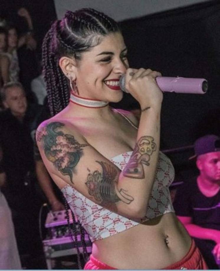 Julieta Cazzuchelli, más conocida como Cazzu, es una de las exponentes del trap en Argentina.