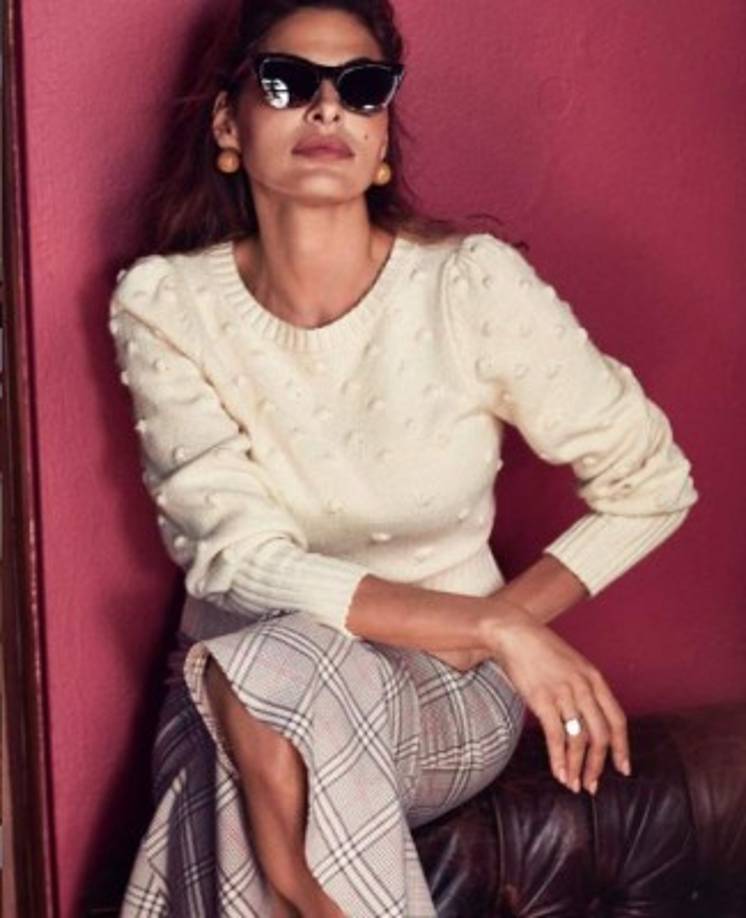 Muchos de sus fans han estado acostumbrados a verla siempre radiante, pero hace unos días la actriz desató la polémica al publicar una selfie al natural.