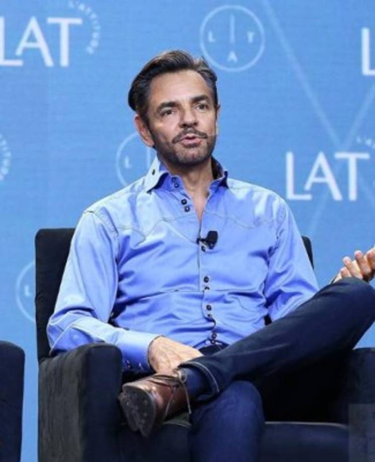 Posteriormente, el comediante bromeó con Aislin que eliminara el video, quien se escucha al fondo muerta de risa por la reacción de su padre.