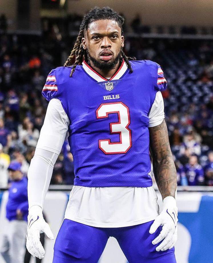 Damar Hamlin, actualmente tiene 24 años y juega como safety en los Buffalo Bills. 