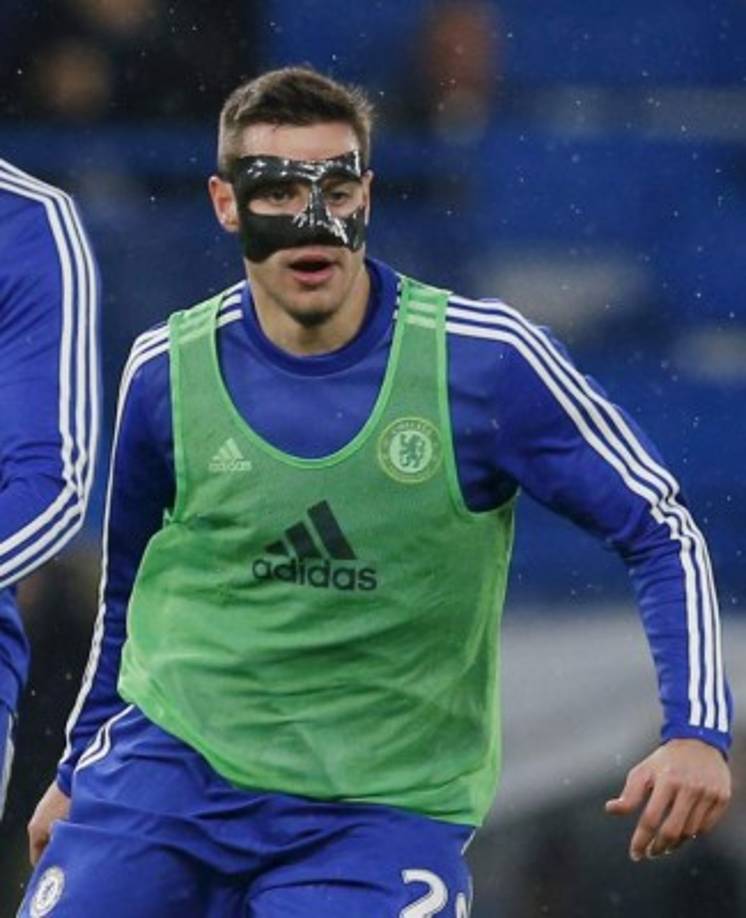 César Azpilicueta en un entrenamiento en 2016.