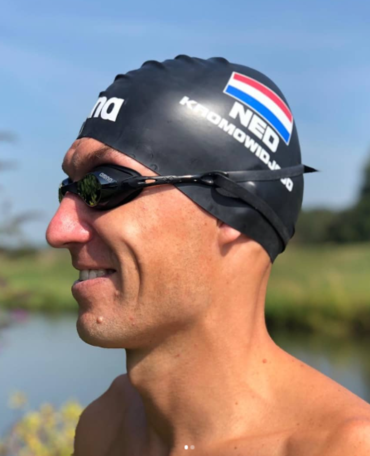 Asimismo, tras dejar su carrera en el fútbol, Robben cumplió su deseo de esquiar en Austria y de nadar en una carrera solidaria de ocho kilómetros.