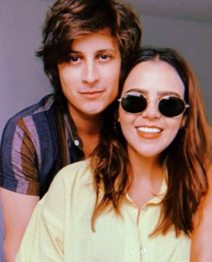 Desde hace unas semana, algunos rumores que vinculaban al cantante Siddhartha con la influencer, sin embargo fue hasta que ella publicó una foto con él que sus seguidores confirmaron la versión.<br/>