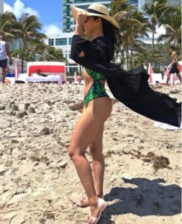 Loren Mercadal - La bella hondureña lució en las playas de Miami su cuerpo nutricionista.