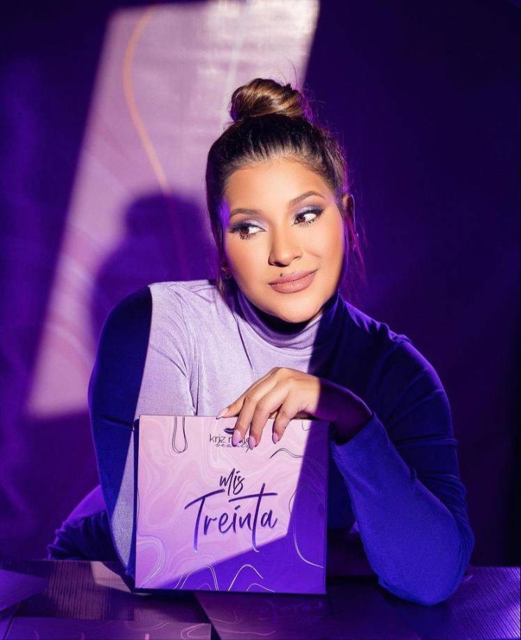 “Los 30 sin embargo, son un tiempo de cosecha, un tiempo en el que ves sueños hechos realidad. Un tiempo en el que ya sea que estes recolectando éxitos laborales, estudiando, llevando a cabo el trabajo más importante que es ser mamá, o varios, es un tiempo en el que se aclara el panorama, conoces mejor tu rumbo, qué te gusta y quién sos”, dijo la empresaria a DIARIO LA PRENSA.