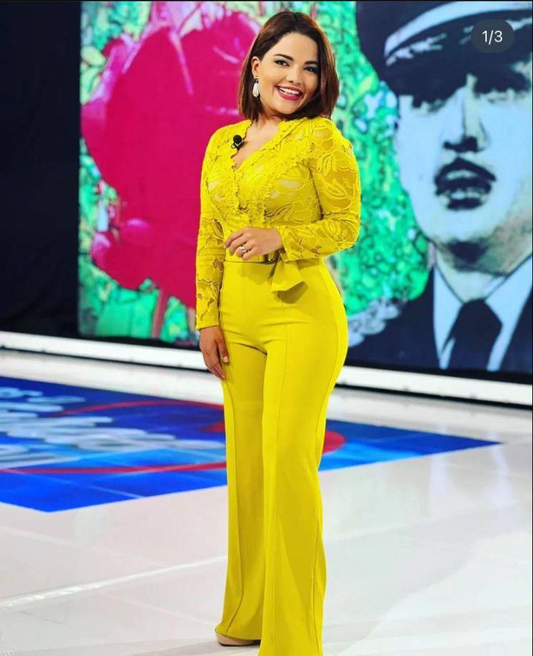 Fue en una emisión del noticiero HCH matutino que la periodista Ariela Cáceres habló sobre como se ha dejado ver en los últimos días en redes sociales. 