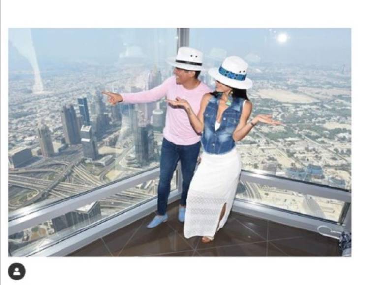 Luego de disfrutar la boda de sus sueños la pareja viajó a Dubái para disfrutar de su luna de miel.