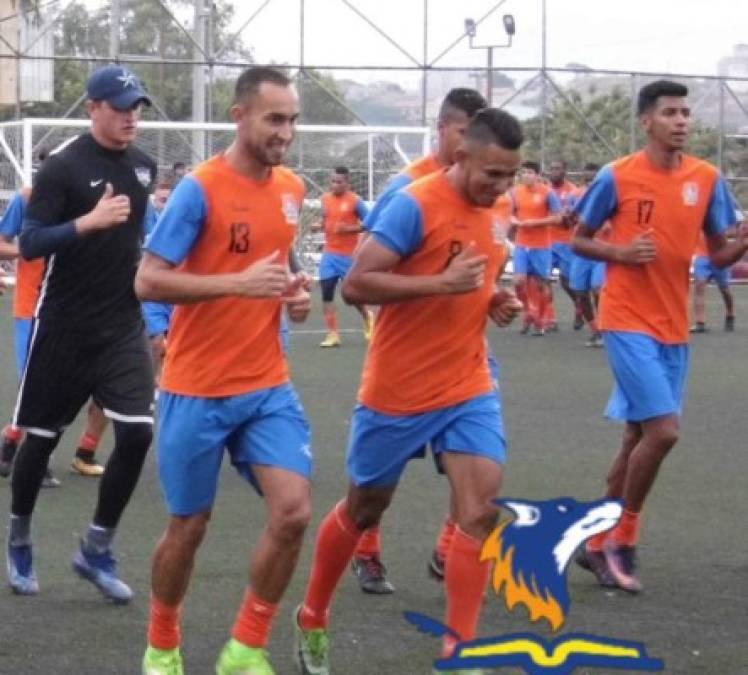 Harold Fonseca: El portero no continuará en el Vida de La Ceiba y se presentó a los entrenamientos de la UPN. Se menciona que el Olimpia lo quiere, su contrato le pertenecía al Motagua pero expira en junio.