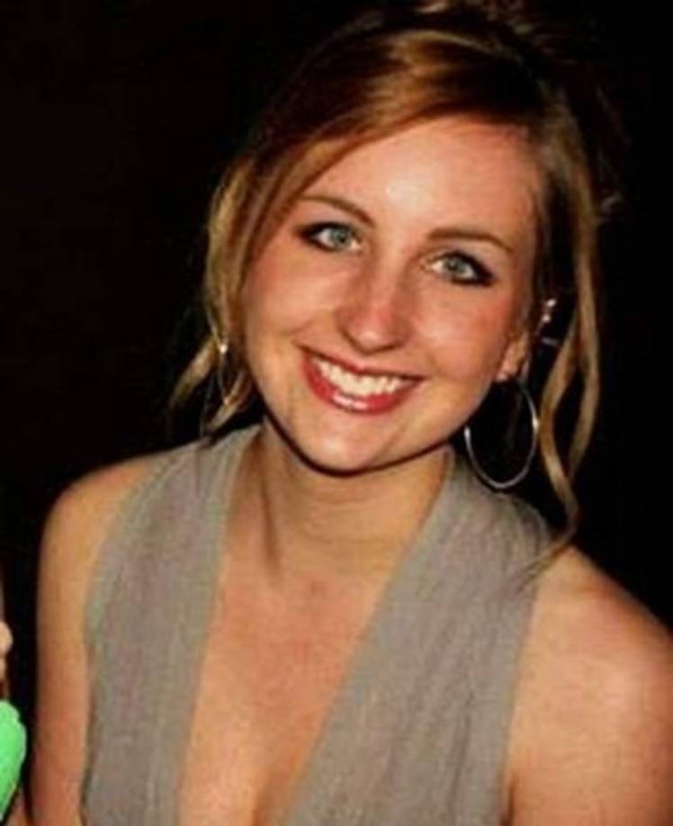 'Hola Catherine. Han pasado ya cinco días y nosotros, tu familia y amigos, necesitamos saber que estás bien. Por eso, por favor ponte en contacto con nosotros', señaló en una publicación en Twitter Ann Shaw, madre de la joven.