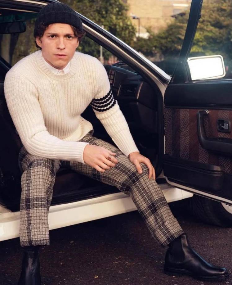 Con estas declaraciones, Tom Holland ha dejado claro que, aunque su carrera en la actuación ha sido exitosa, su prioridad en el futuro será su familia. Sus fanáticos, aunque tristes por su eventual retiro, seguramente apoyarán su decisión y esperarán verlo feliz en esta nueva etapa de su vida.