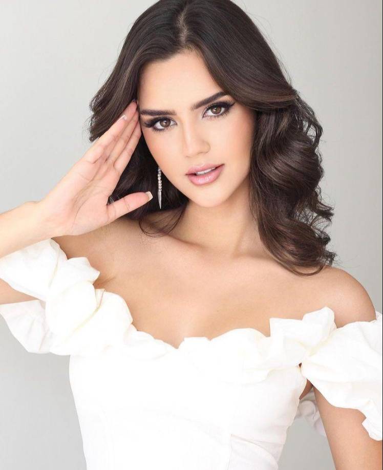 Zuheylin Clemente Miss Honduras, cuenta con 383,000 seguidores en Instagram.