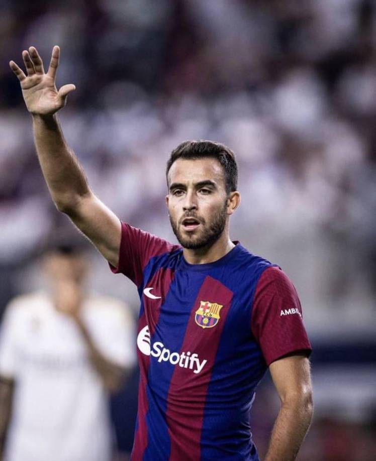 El Girona contempla fichar a Eric García. El futbolista ve con buenos ojos jugar en Montilivi y su perfil le gusta a Míchel, tanto como pivote y como central, informan en España.