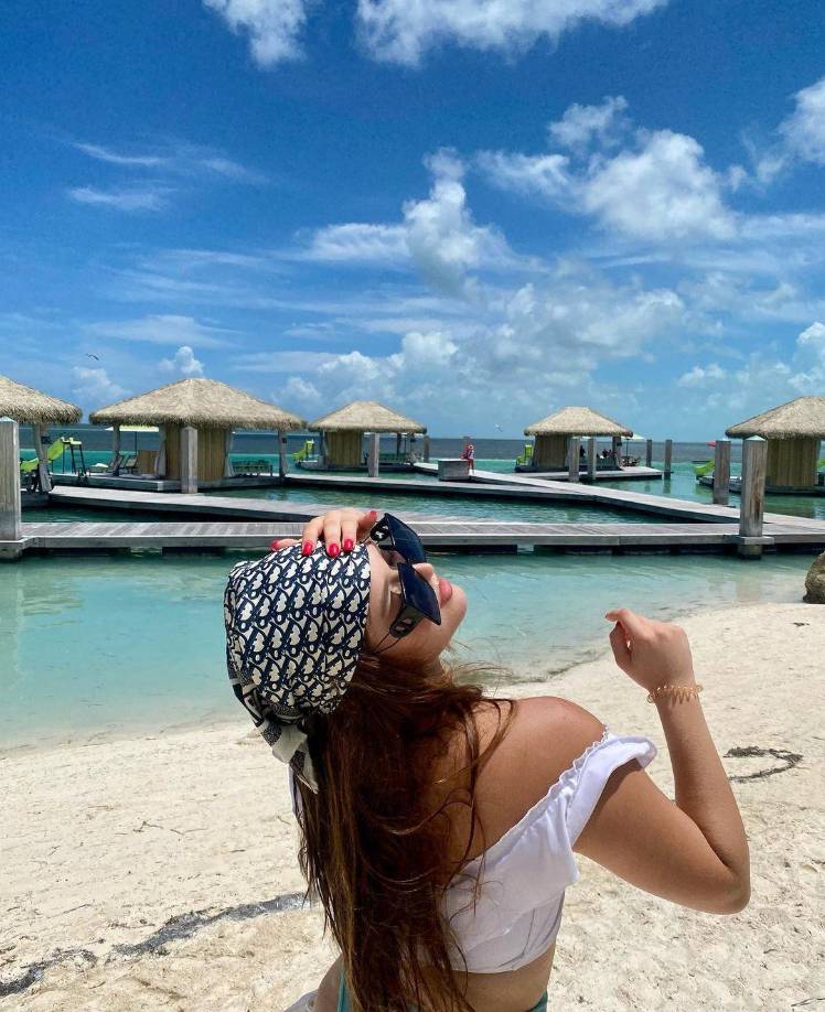 La letra y hasta entonación de sus estrofas ha sido ampliamente cuestionada en varias oportunidades.