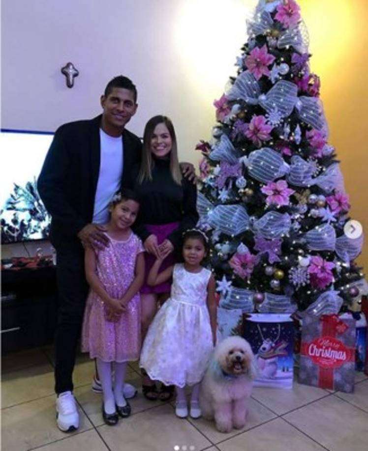 Carlo Costly, delantero del Marathón, regresó de las vacaciones en Colorado para pasar la Navidad 2019 en San Pedro Sula con su familia.