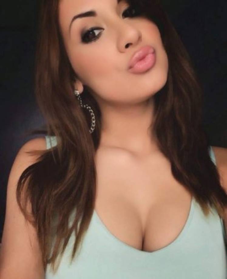 Un besito para sus seguidores.