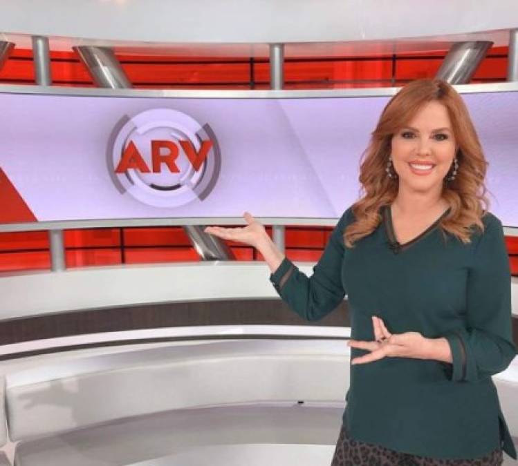 María Celeste aseguró en su programa 'Al Rojo Vivo' que Ana Bárbara no había cometido uno, sino 'varios errores' durante su presentación.