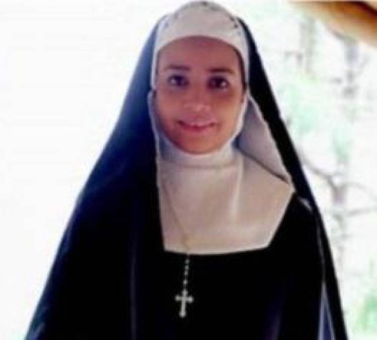 Una monja cambió el convento por OnlyFans y ahora gana miles de dólares