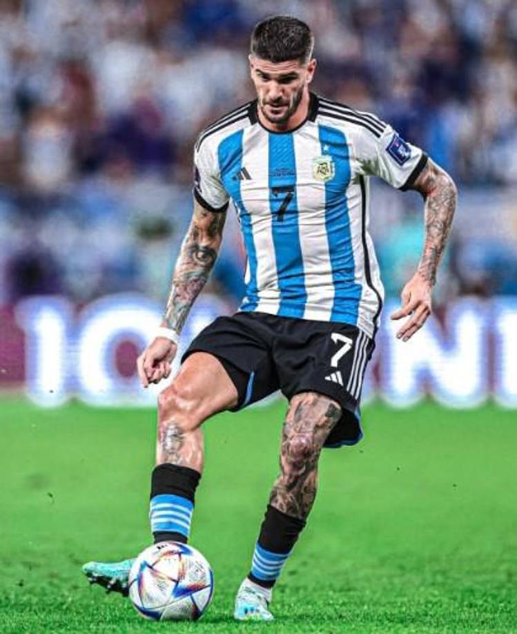 Rodrigo de Paul fue uno de los mejores jugadores de Argentina en el Mundial de Qatar 2022. Siempre los molestaron de andar cerca de Lionel Messi, la estrella del equipo, pero su trabajo fue clave para que la Albiceleste conquistara la Copa del Mundo.