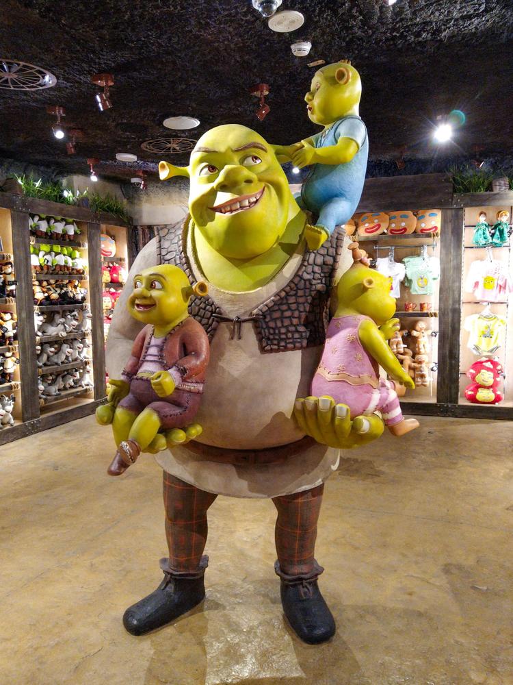 Alfonso Obregón reacciona tras quedar fuera de Shrek 5