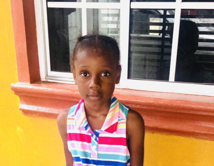 Rosa Briyeini Garcia Francisco tenía casi 11 meses muerta y la noticia llego a su madre 2 semanas antes de su cumpleaños. Cumplía nueve años el 21 de febrero.