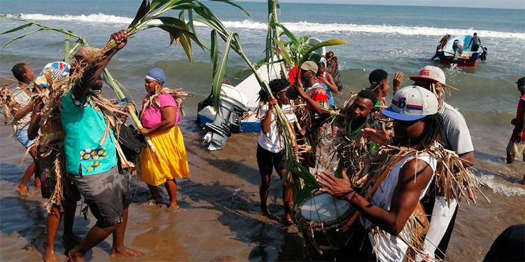 $!Garífunas en la conmemoración de su llegada a tierras hondureñas.