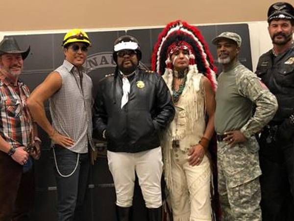 Su éxito más conocido, “YMCA”, es considerado un himno gay en el mundo.